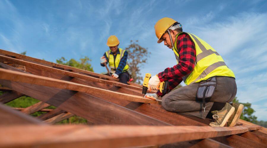 Professional Flat Roofing Installation services in Watertown, WI